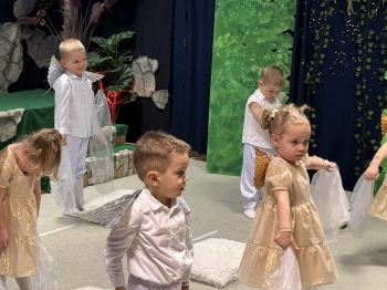 28442A7D-A9B0-4745-935A-C187FEE51E54