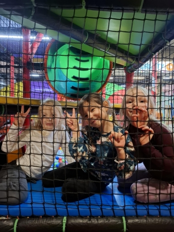 588463084_122288760512225664_7329092904046452391_n