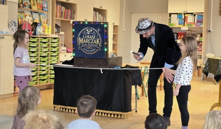 Spotkanie z iluzjonistą w naszym przedszkolu! 